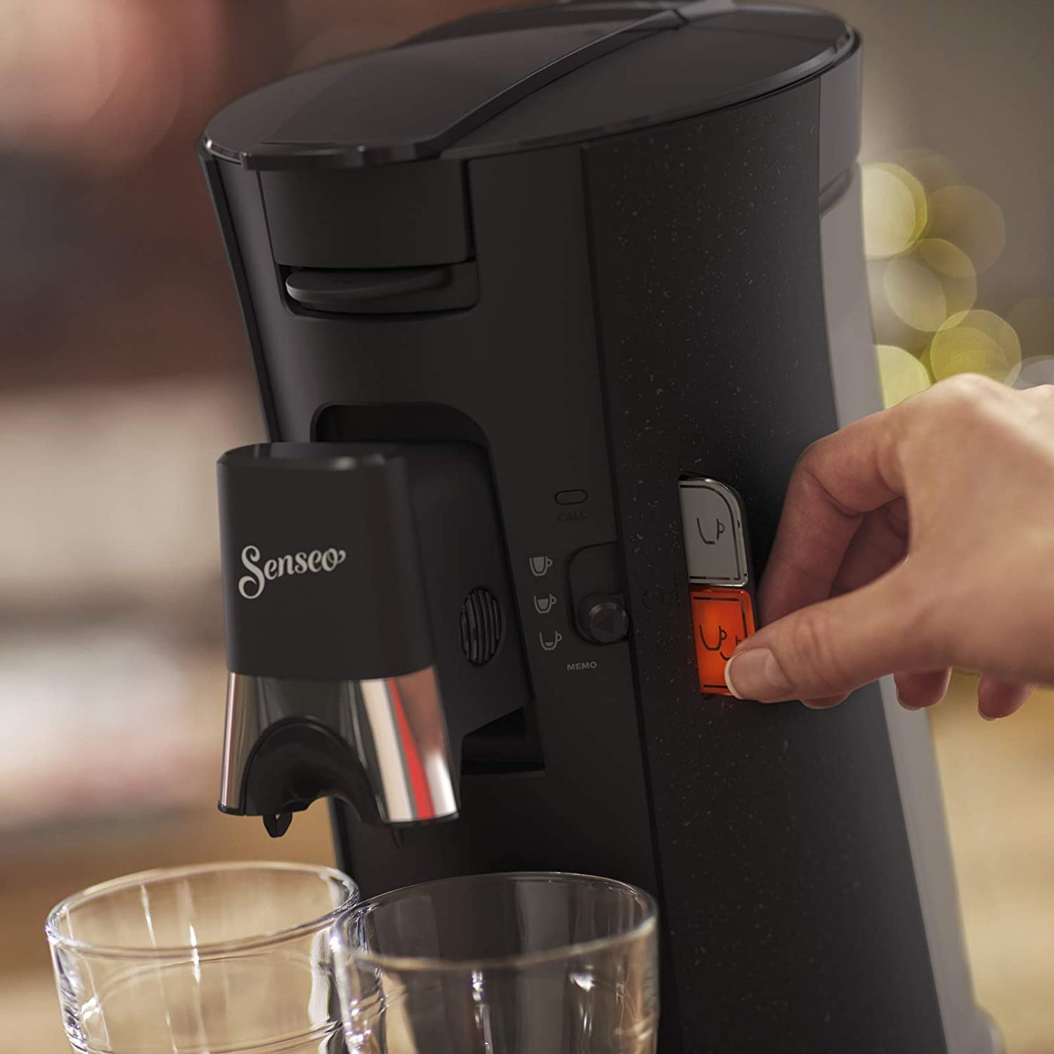 Domestic Appliances Eluxor Select Eco Machine à dosettes à café – Choix de la force du café Plus Fonction Memo en plastique recyclé, 1450 W, Noir/Moucheté, CSA240/20