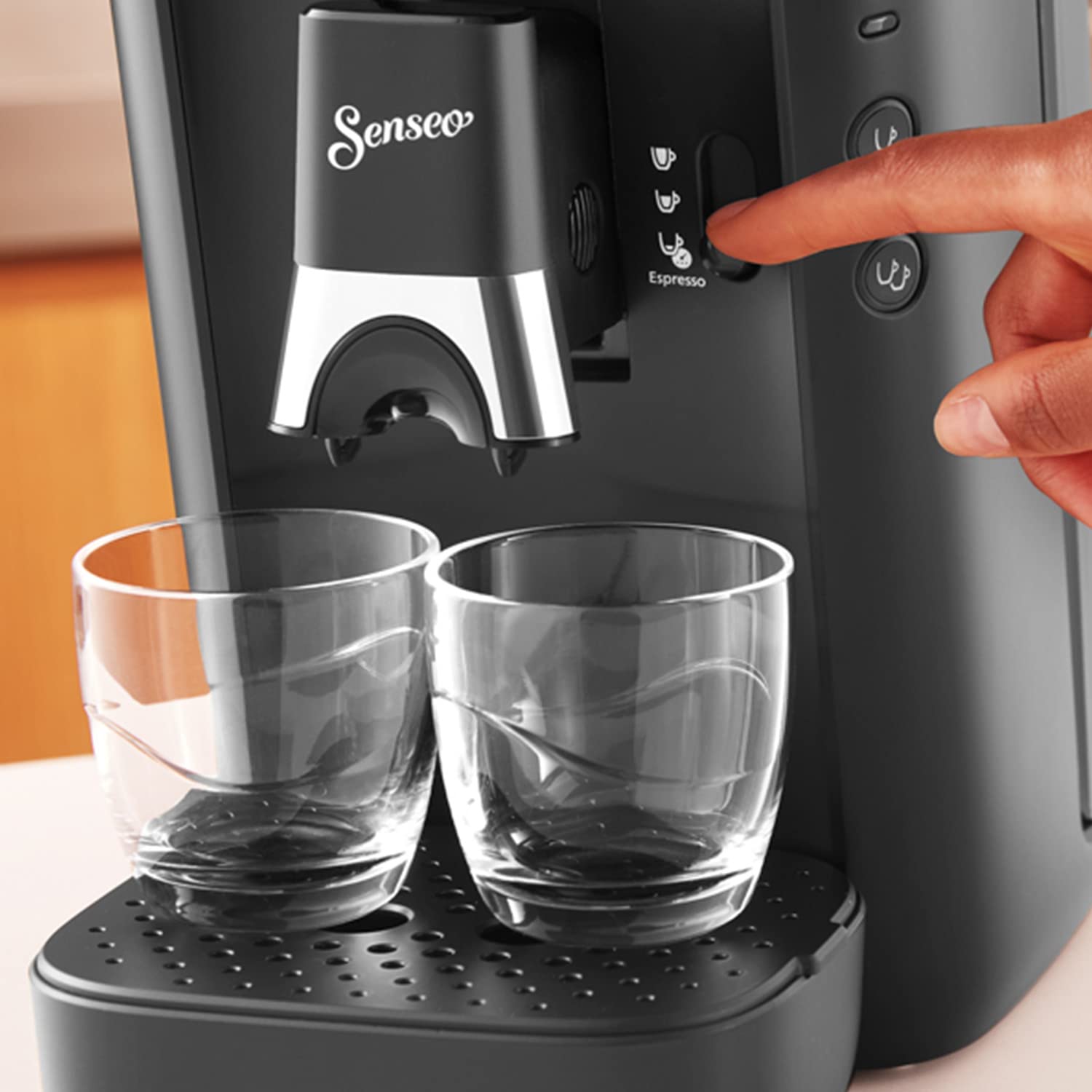 Eluxor Maestro Machine à Café Dosettes avec Réservoir d'Eau de 1,2 Litre, Sélection l'Intensité du et Fonction Mémo, Noir, CSA260/61
